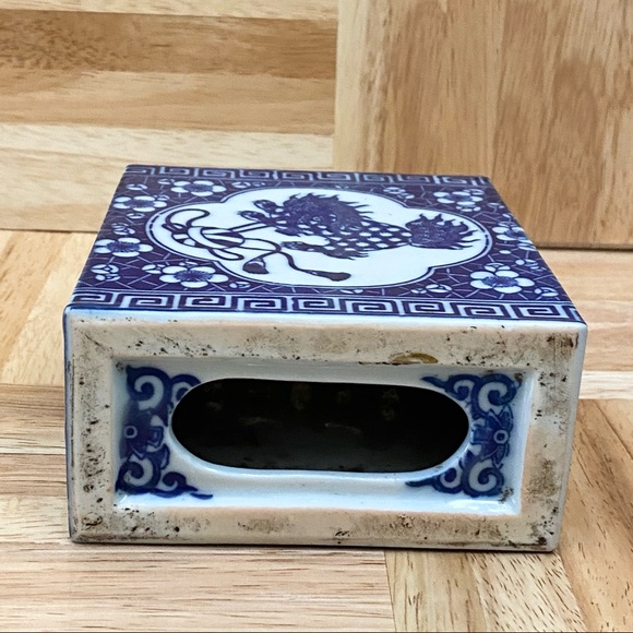 Vintage Blue White Chinese Porcelain Pillow Brick Headrest Guardian Lion Foo Dog - Picture 11 of 14